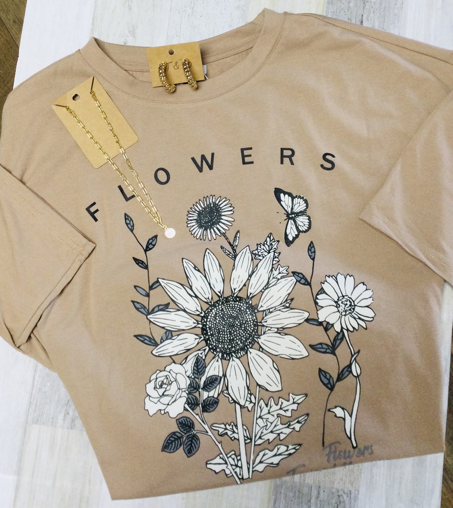 Oversized Flowers Tee