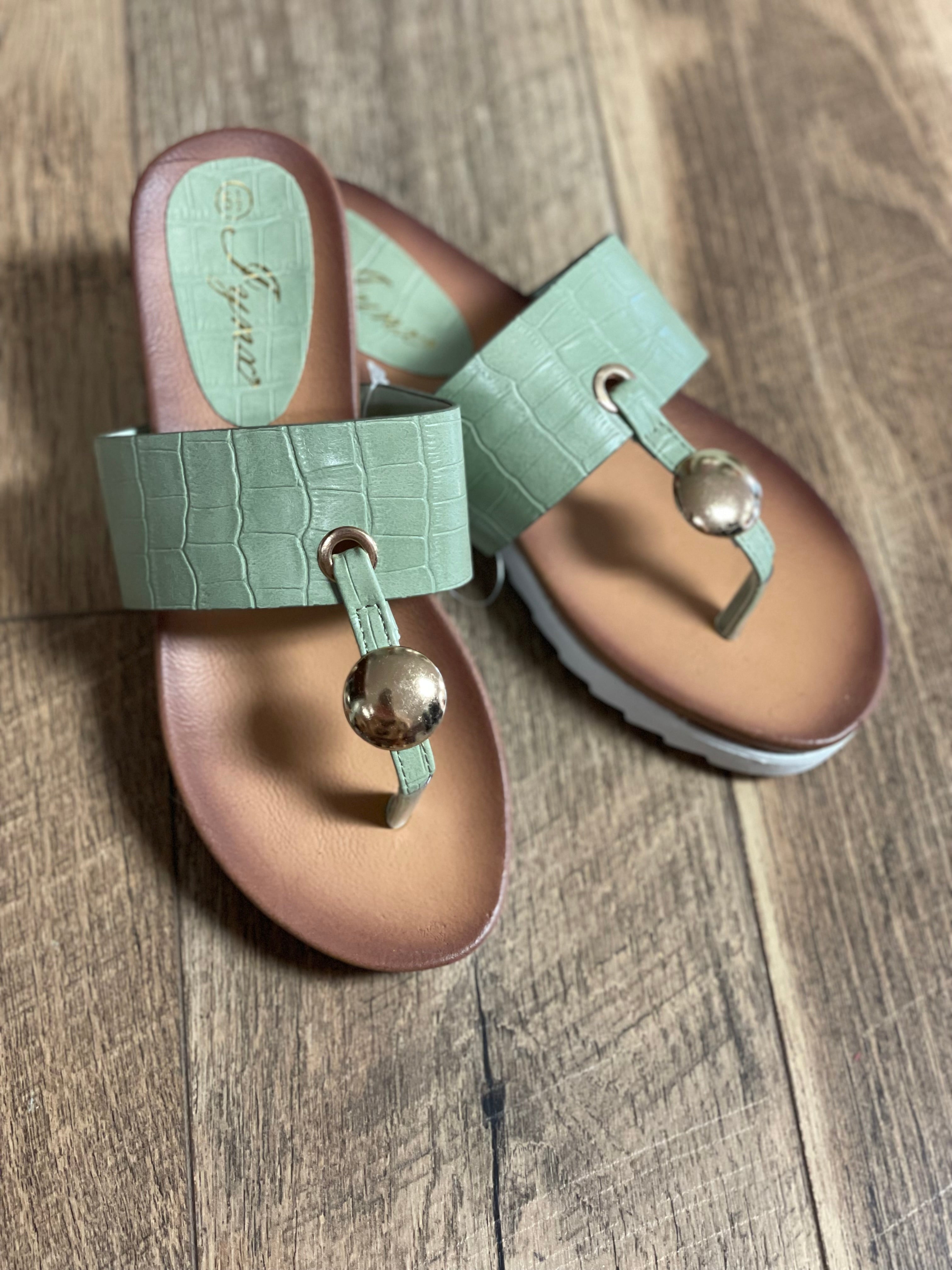 Brooke sandals sale