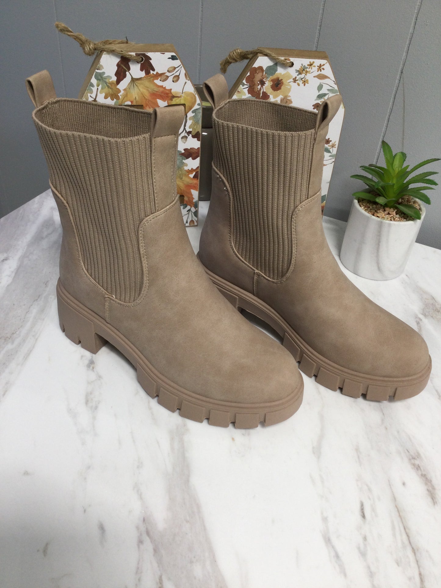 Chelsea Platform Boots